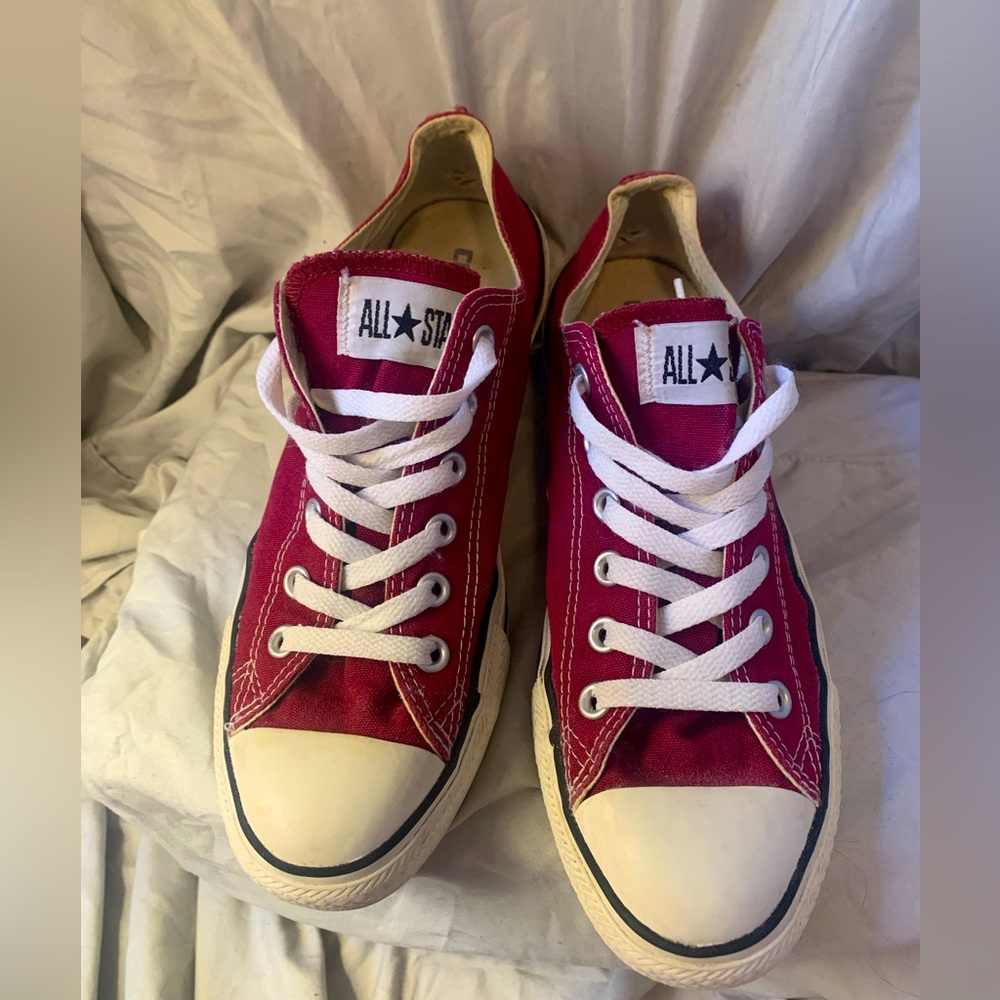 Converse, maroon, size 8M/10W